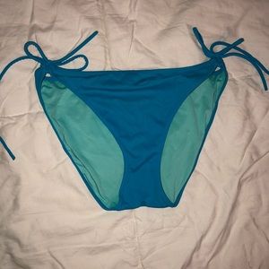 Victoria’s Secret swimsuit bottoms